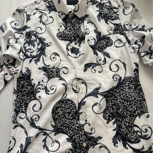 Men's Black and White Patterned Shirt